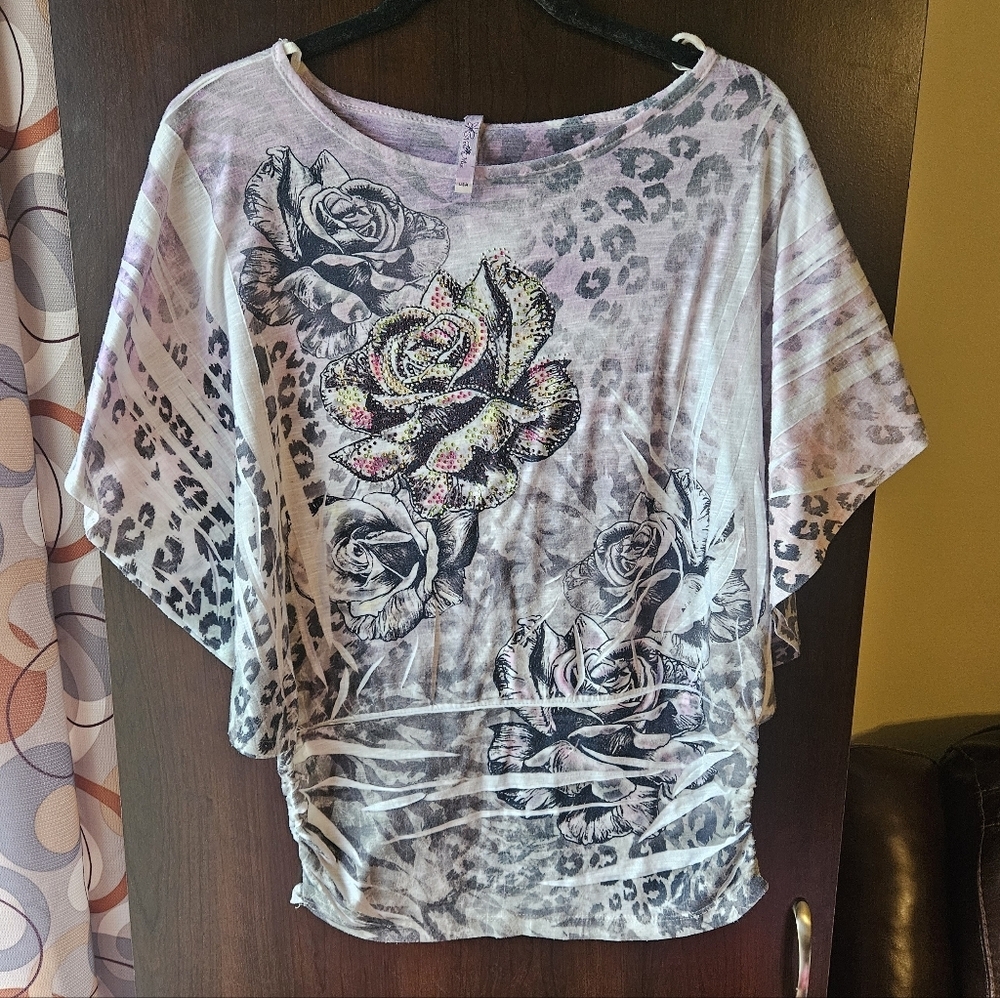 New Mix Gray Floral and Leopard Print Women's Blouse